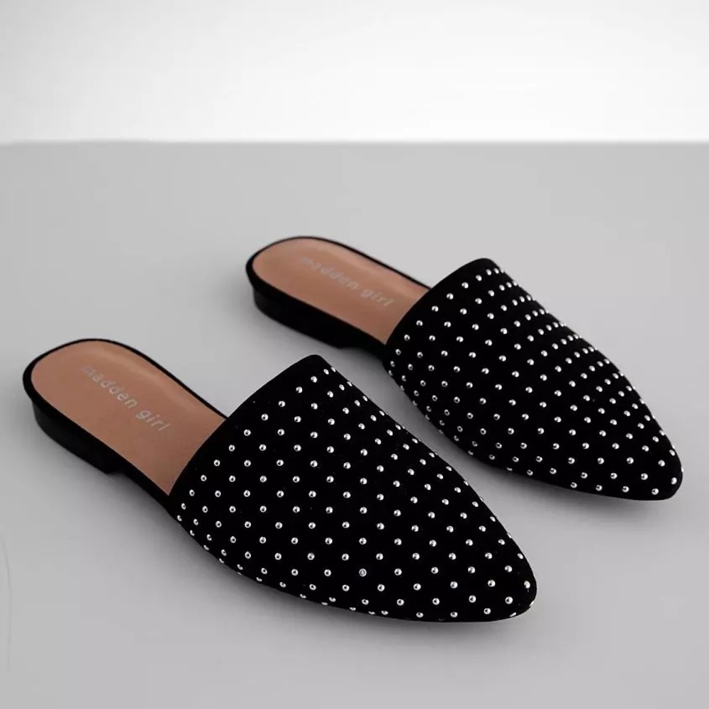 STEVE MADDEN| Tania Black Fabric Studded Mule